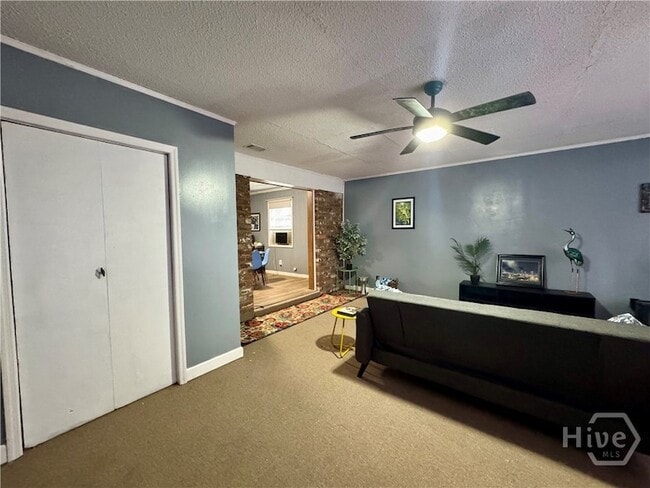 Building Photo - 12439 Largo Dr