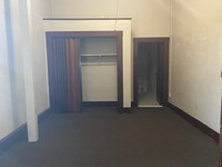 Building Photo - 309 Heinlen St