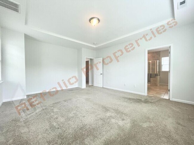 Building Photo - Lovely 2 Story 4 Bedroom, 3 Bath Single-Fa...