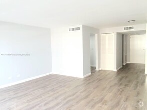 Building Photo - 250 174th St
