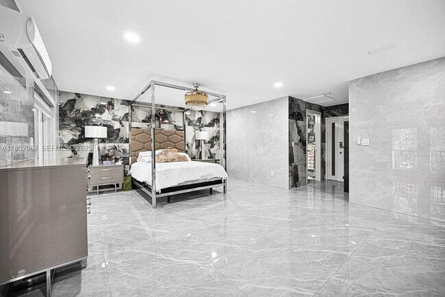 Building Photo - 7830 SW 120th St