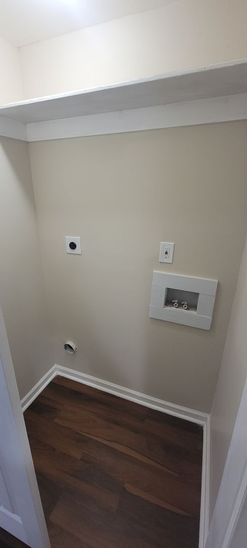 Building Photo - 4505-4507 Dale St