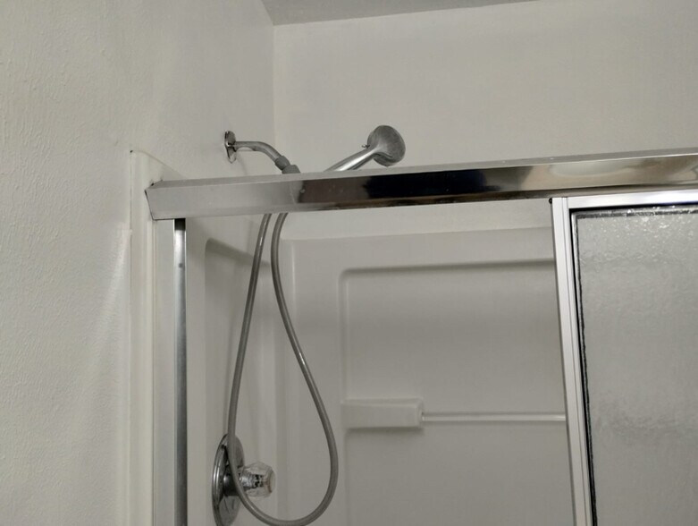 Building Photo - 12612 Copper Ave NE