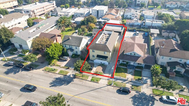 Building Photo - 1224 S Crenshaw Blvd