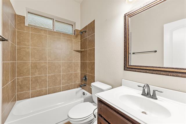 Building Photo - 3925 Ocala Ln