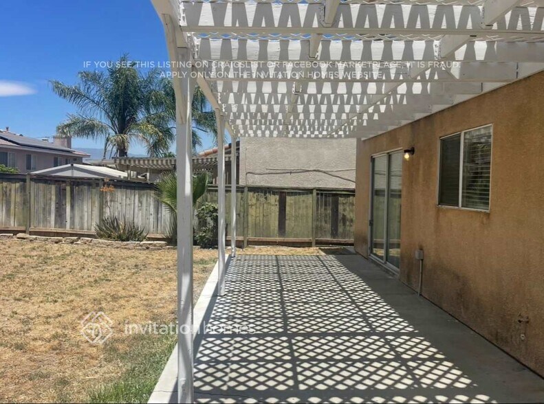 Building Photo - 11646 Robin Dr