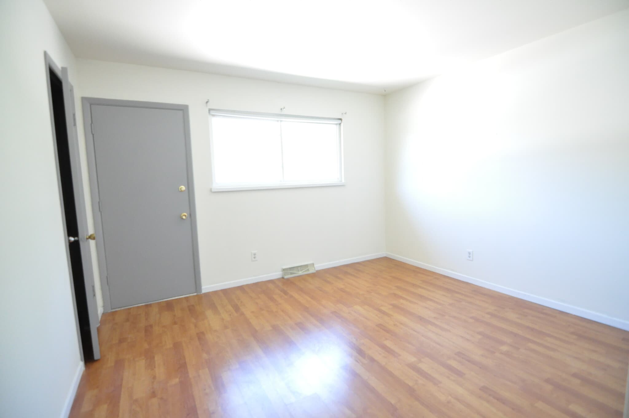 Building Photo - 46 Lakewood Garden Ln