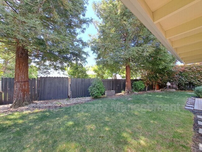 Building Photo - 110 Wayne Ct