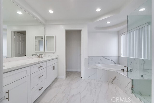 Building Photo - 24041 Jacana Cir