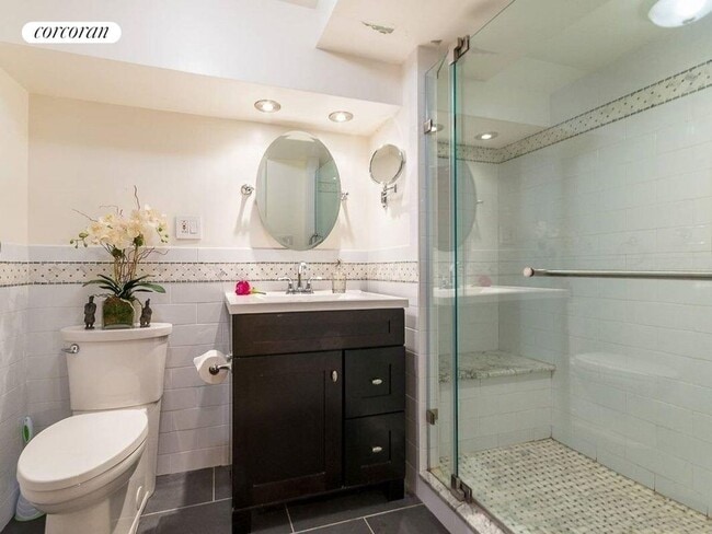 Building Photo - 179 Greene Ave