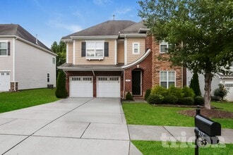 Building Photo - 303 Trillium St NW