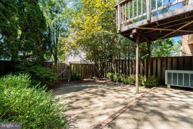 Building Photo - 7711 Shootingstar Dr