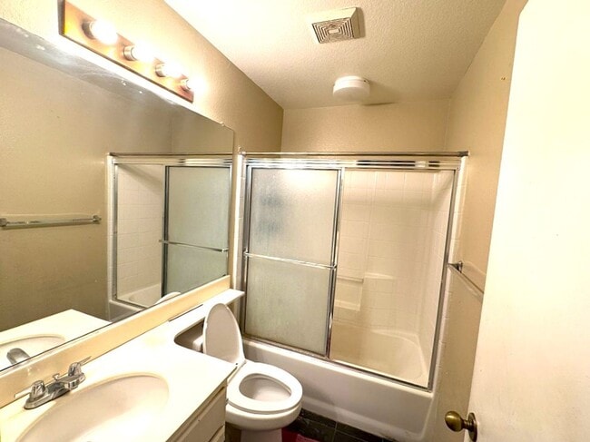 Building Photo - Beautiful Single Story House - OVERSIZED lot in the sought after Vail Ranch Community right in th...