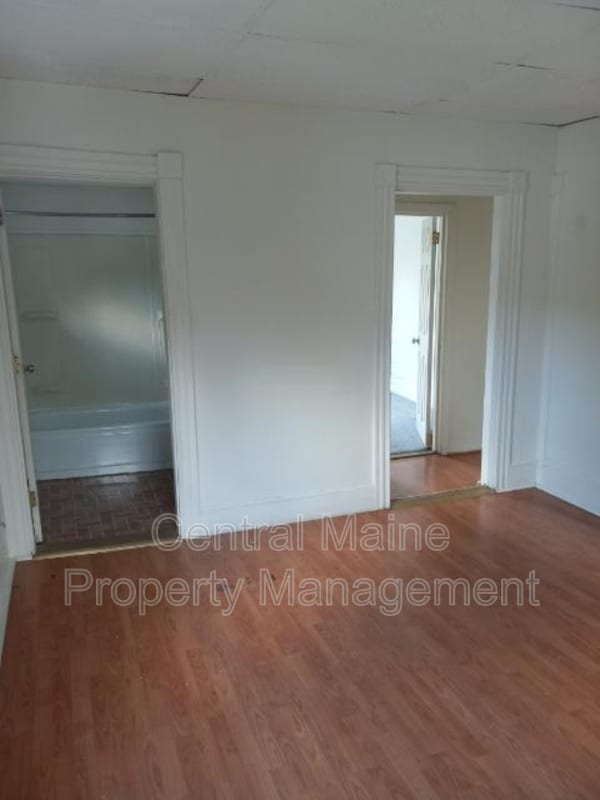 23 Oakland St 23 Oakland St Waterville ME 04901 Apartment Finder