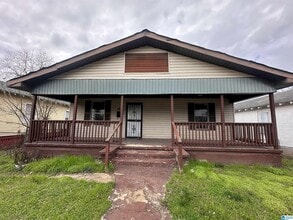 Building Photo - 1304 Avenue G