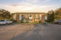 Building Photo - 825 S Grand Ave