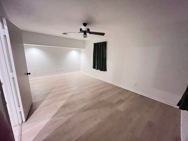 Building Photo - 1321 SW 129th Way