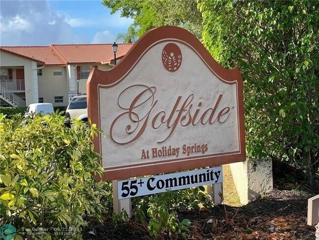 Building Photo - 3081 Holiday Springs Blvd