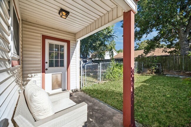 Building Photo - 7515 Gold Dust Ln