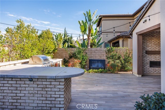 Building Photo - 2017 Picasso