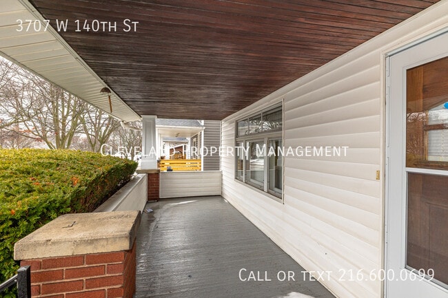 Building Photo - 3707 W 140th St