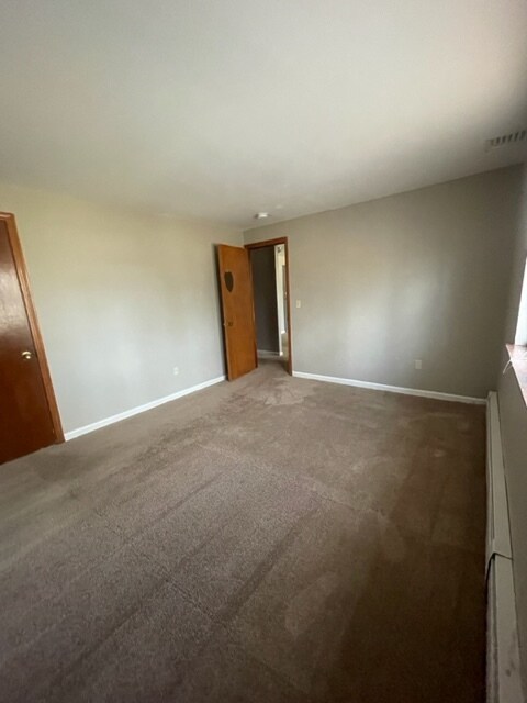 Building Photo - 170 High St