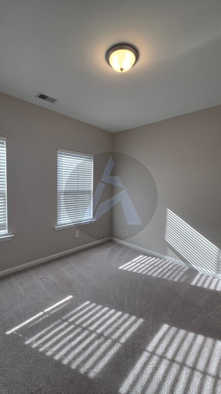 Building Photo - 209 Commons Ave