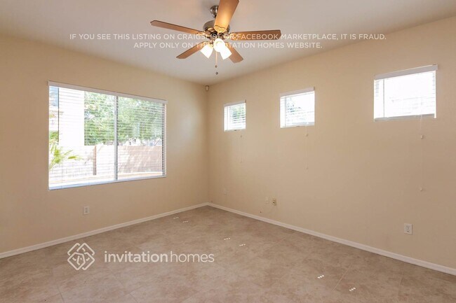 Building Photo - 4170 E Betsy Ln