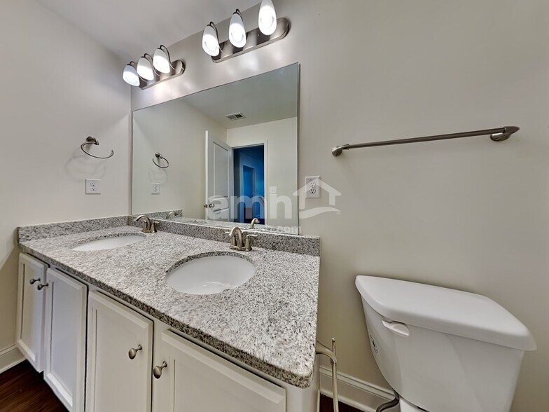 Building Photo - 2484 Napa Valley Dr