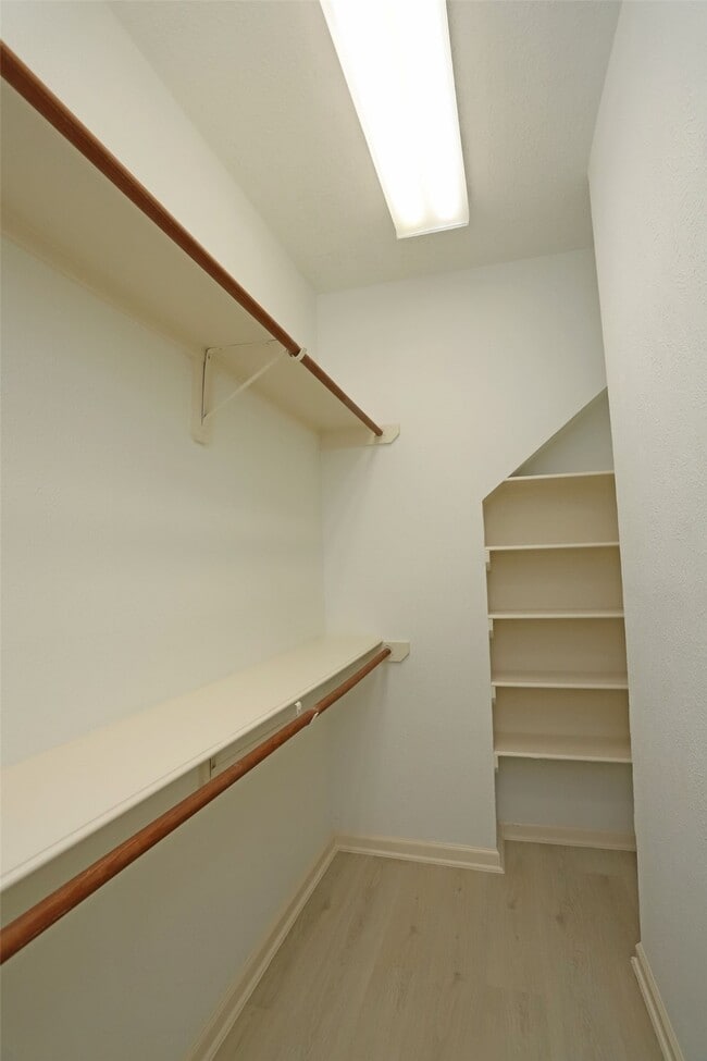 Building Photo - 7534 Orchard Hills Ln