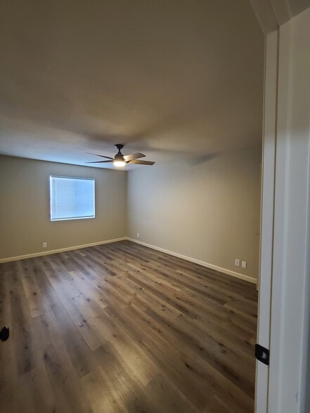 Primary Photo - 256 Lake Havasu Ave S