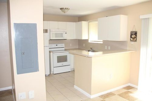 Building Photo - 3760 N Jog Rd