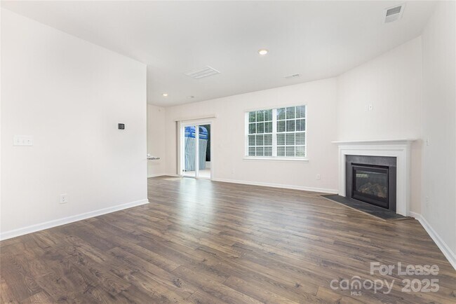 Building Photo - 7109 Pennyroyal Wy