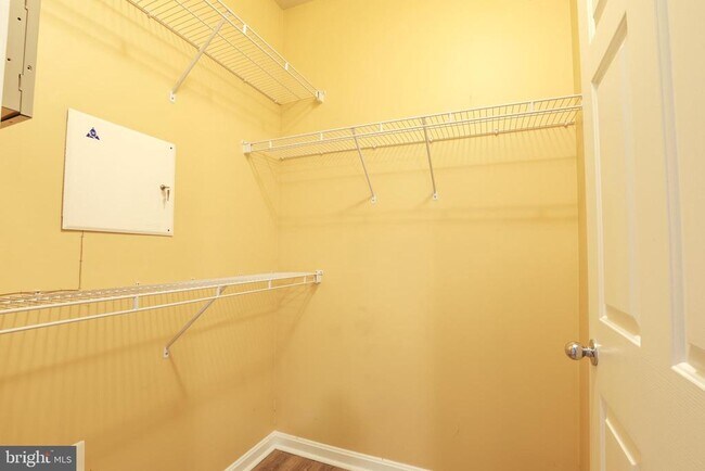 Building Photo - 5123 Travis Edward Way