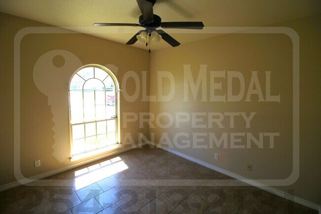 Building Photo - 3705 Appalachian Trl