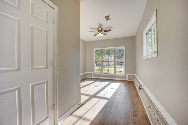 Building Photo - 516 N 35th St