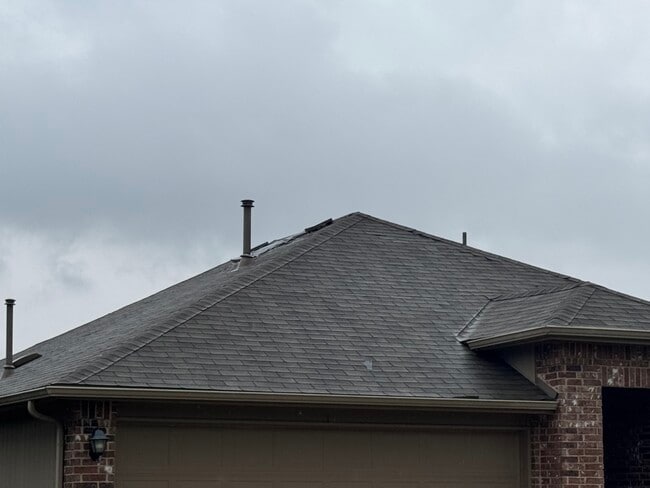 Building Photo - 376 Musgrav