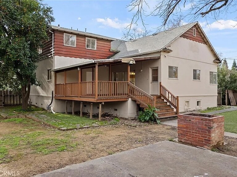 Building Photo - 403 Ash St