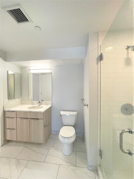 Building Photo - 1 Soden Pl