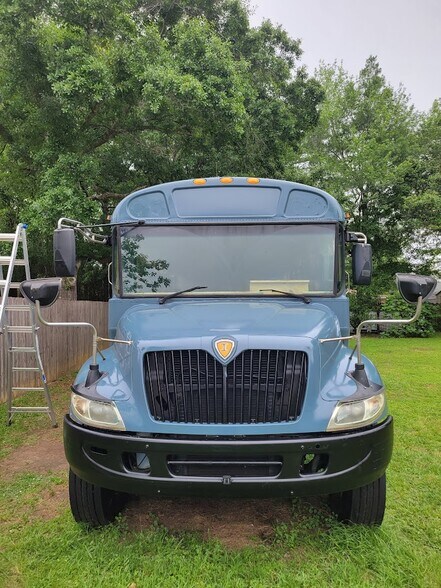 Building Photo - 2450 44th St S