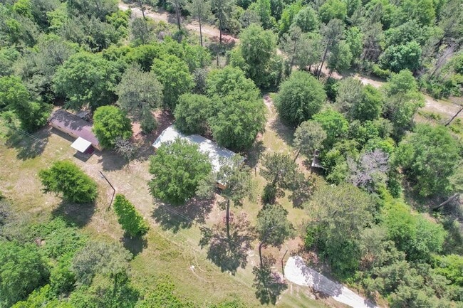 Building Photo - 1001 County Line Rd