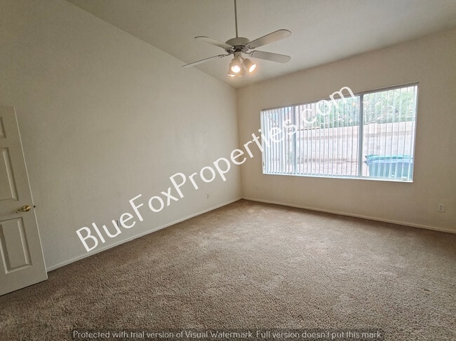 Building Photo - 7600 W Summer Sky Dr