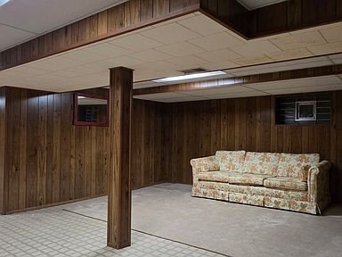 Building Photo - 5019 Homerlee Ave