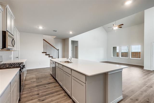 Building Photo - 4041 Red Blf St