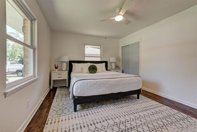 Building Photo - 1510 Melrose Dr