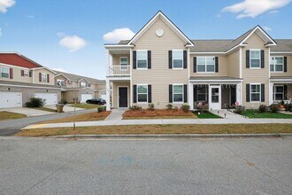 Building Photo - 127 Birch Cir