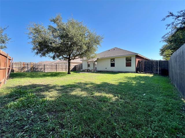 Building Photo - 2613 Plantation Dr