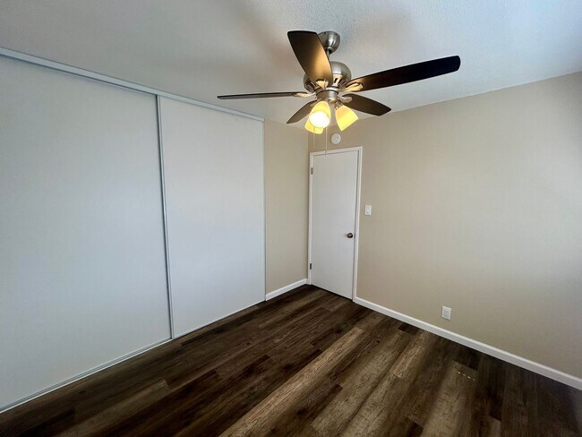 Building Photo - 1566 167th Ave