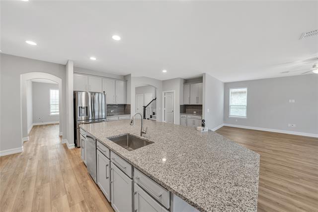 Building Photo - 2908 Bart Pl