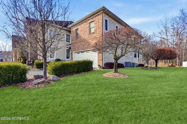 Building Photo - 24 Parkside Dr